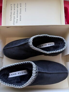 Anne Klein Black Slip-On Mules with White Trim